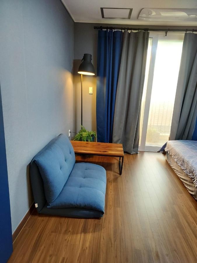 Claire De Lune Holiday home
